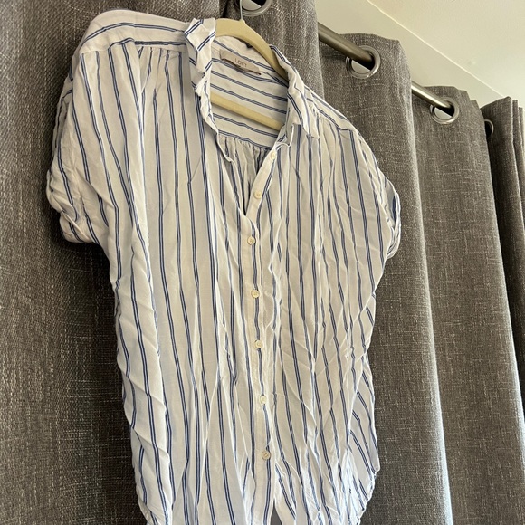 LOFT Blue and White Casual Button Down Shirt - Picture 5 of 11